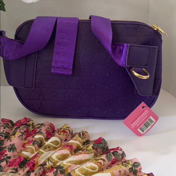 🔥🔥(NWT) JEFFREE STAR 💫 WAIST BAG!!🔥🔥 - Picture 11 of 16